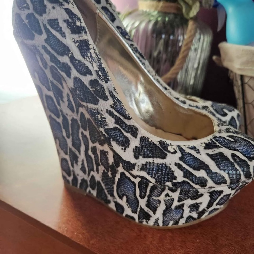 Bucco Blue and White Animal Print Wedges